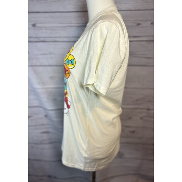 Hello Kitty Sanrio Cute Bubble T-Shirt Top Unisex Cat Kawaii Cute Medium - Picture 3 of 6